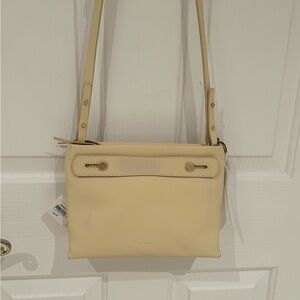 NWT SKAGEN Women’s Crossbody Leather Bag, Light Yellow, with DEFECT